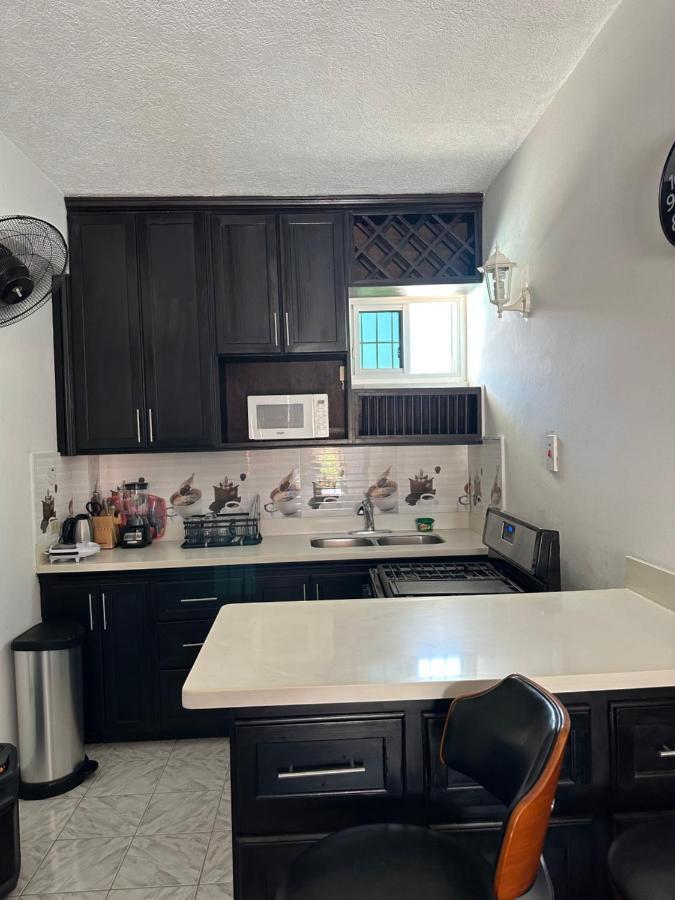 Remarkable 1-Bed Apartment In Μοντέγκο Μπέυ Εξωτερικό φωτογραφία